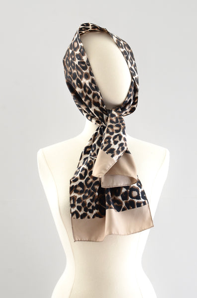 Vintage 1970s Leopard Scarf