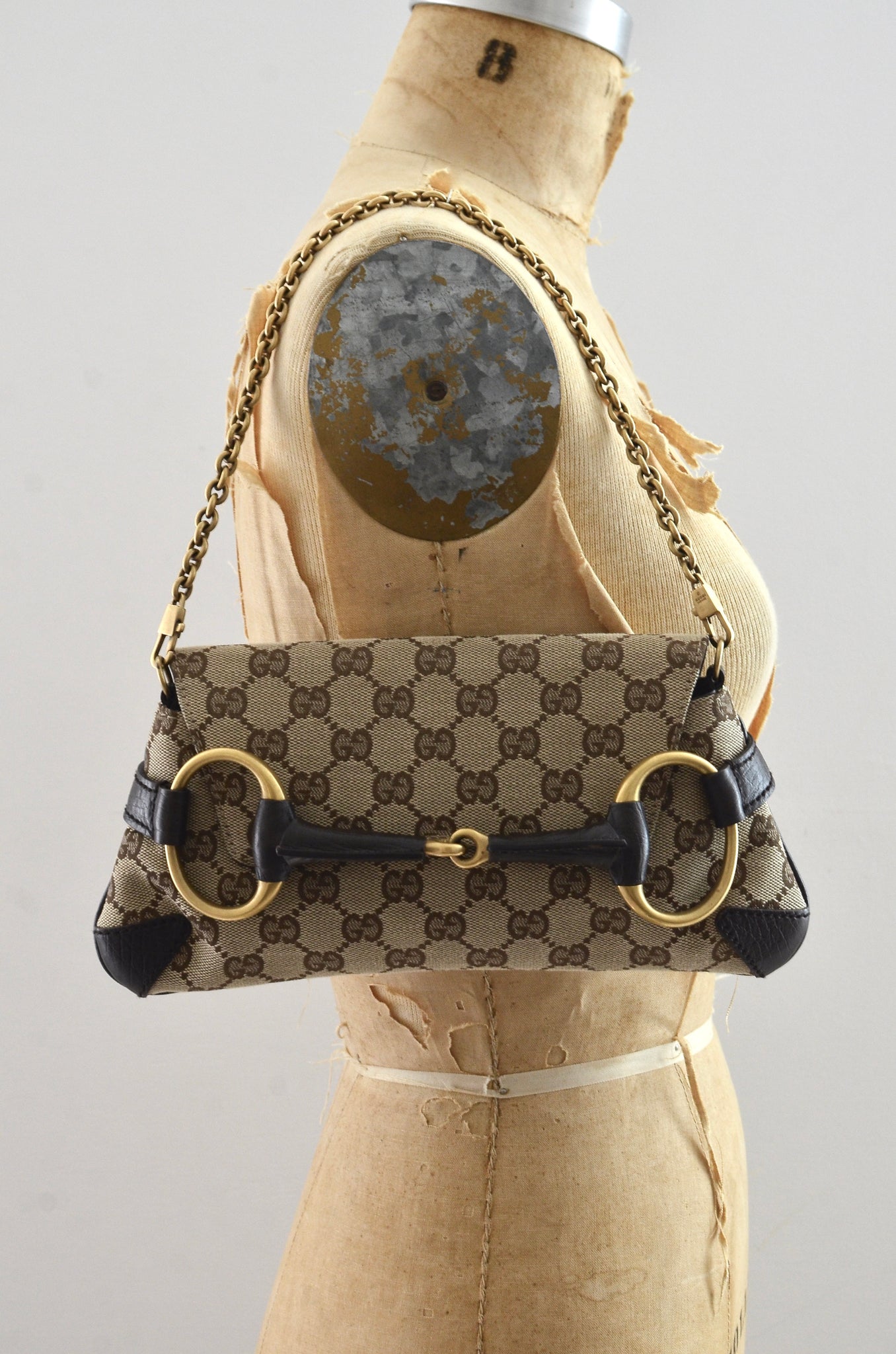 Gucci Authentic Very Rare Vintage Horsebit Baguette Shoulder Bag by Tom Ford