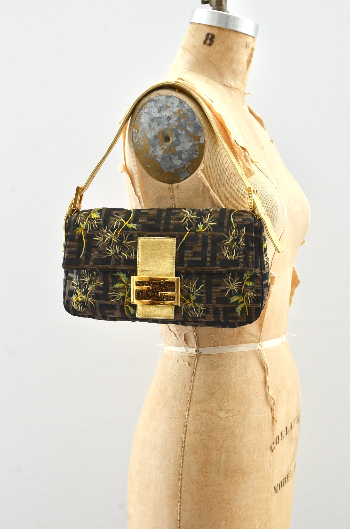 FENDI: Baguette bag in denim with FF pattern - Denim