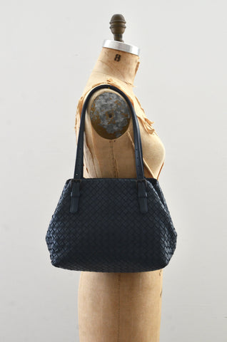 Bottega Veneta Cesta Tote Intrecciato Leather Bag Small