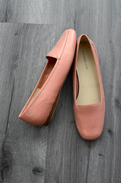 Vintage Dusty Pink Flats