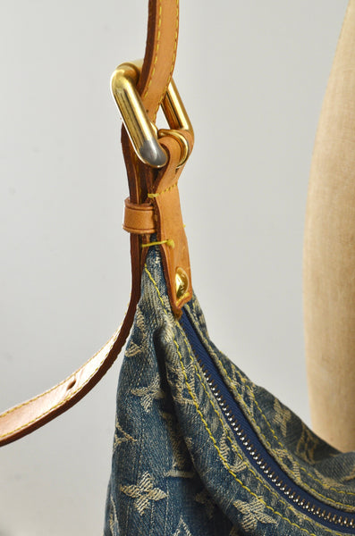 Louis Vuitton Baggy GM Denim Sling Bag