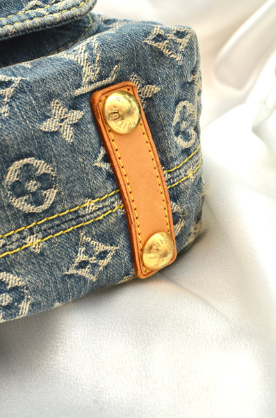 Louis Vuitton Baggy GM Denim Sling Bag