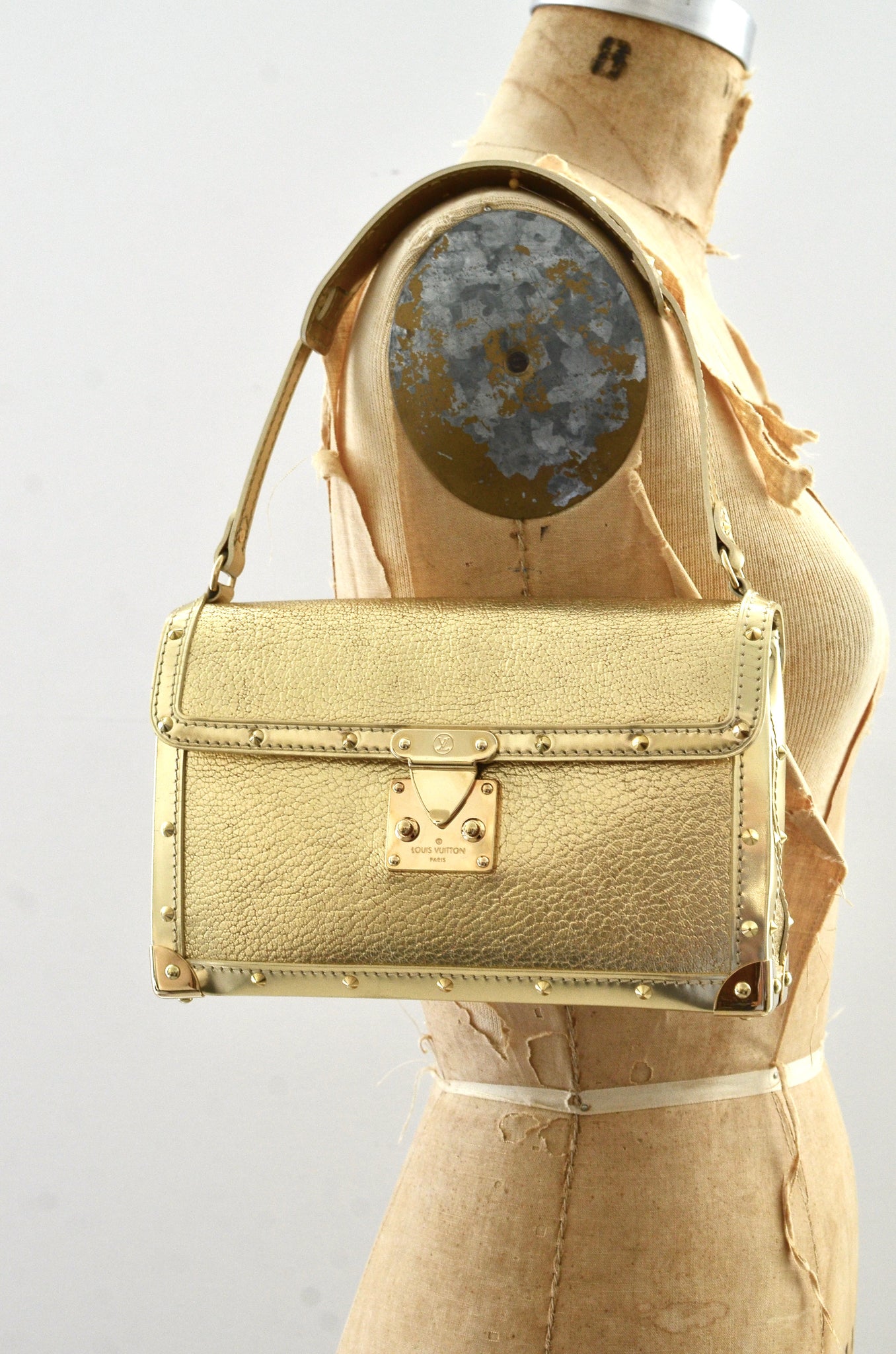 fænomen Produkt Creep Louis Vuitton L' Aimable Metallic Gold Suhali Leather – Pickled Vintage