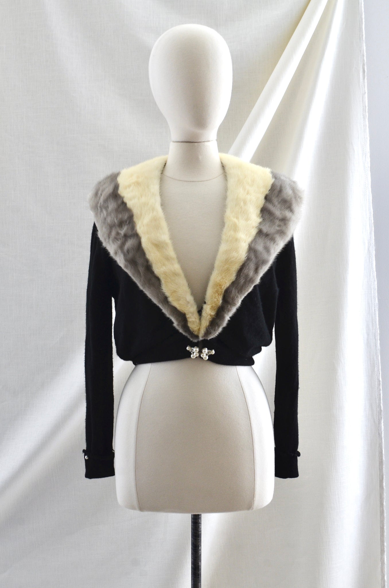 Vintage Sweater Cashmere Sweater Mink Fur Collar 1950s 